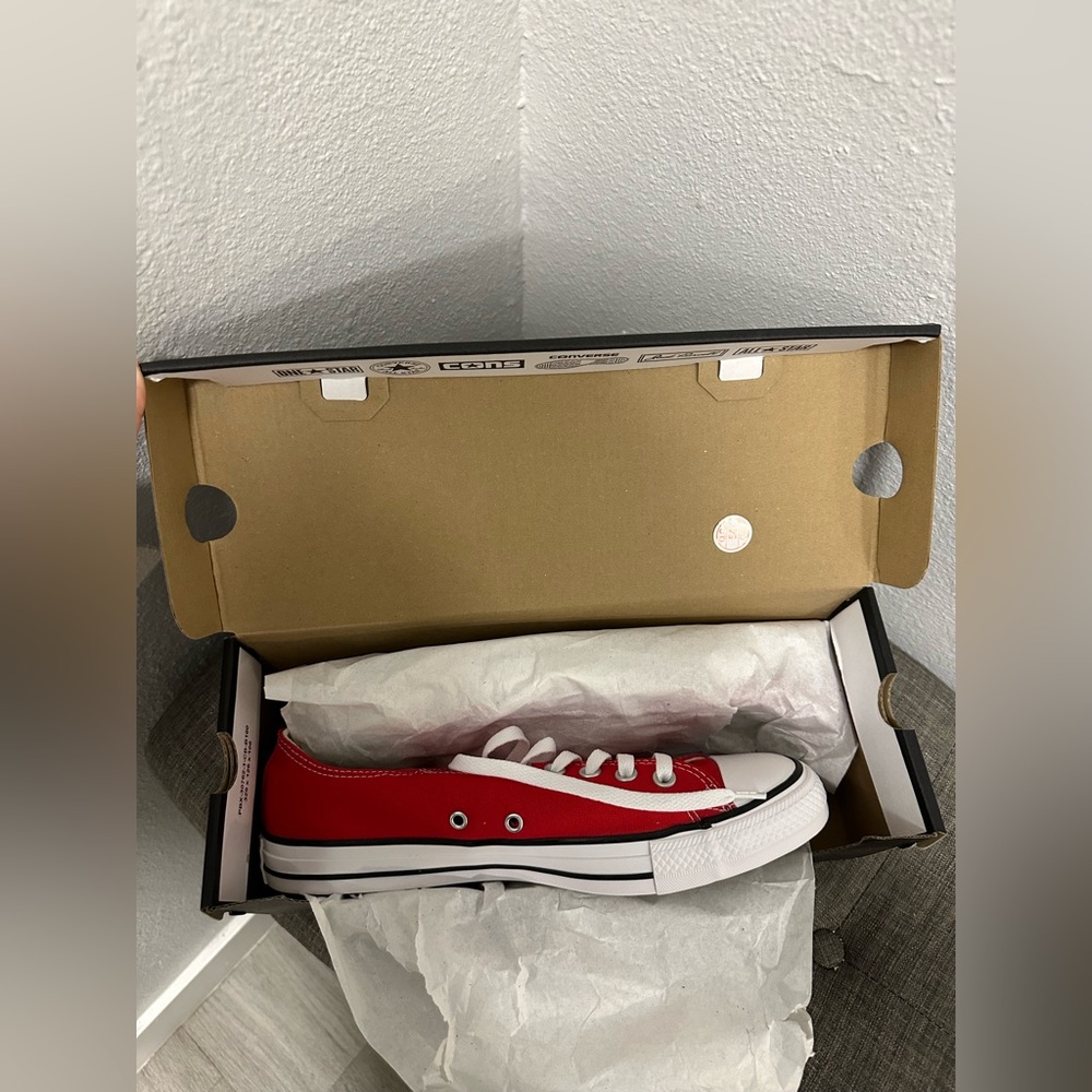 Brand New Red Converse - Men’s Size 9 / Women’s Size 11